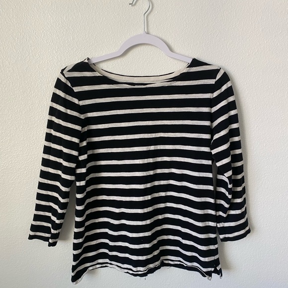 Old Navy Black/White Stripped Crew-Neck Tee - Picture 1 of 3